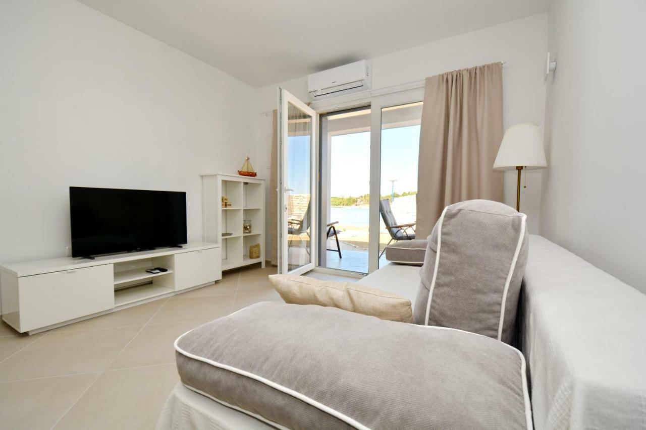 Apartments Piazza نين المظهر الخارجي الصورة