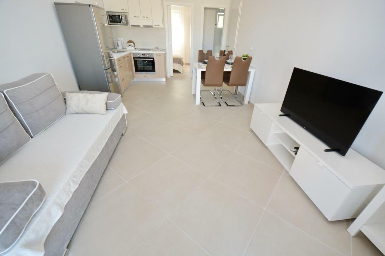 Apartments Piazza نين المظهر الخارجي الصورة