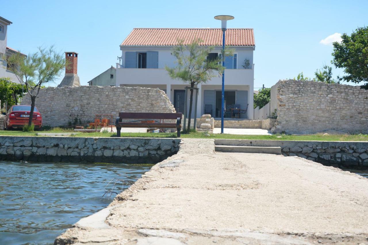 Apartments Piazza نين المظهر الخارجي الصورة