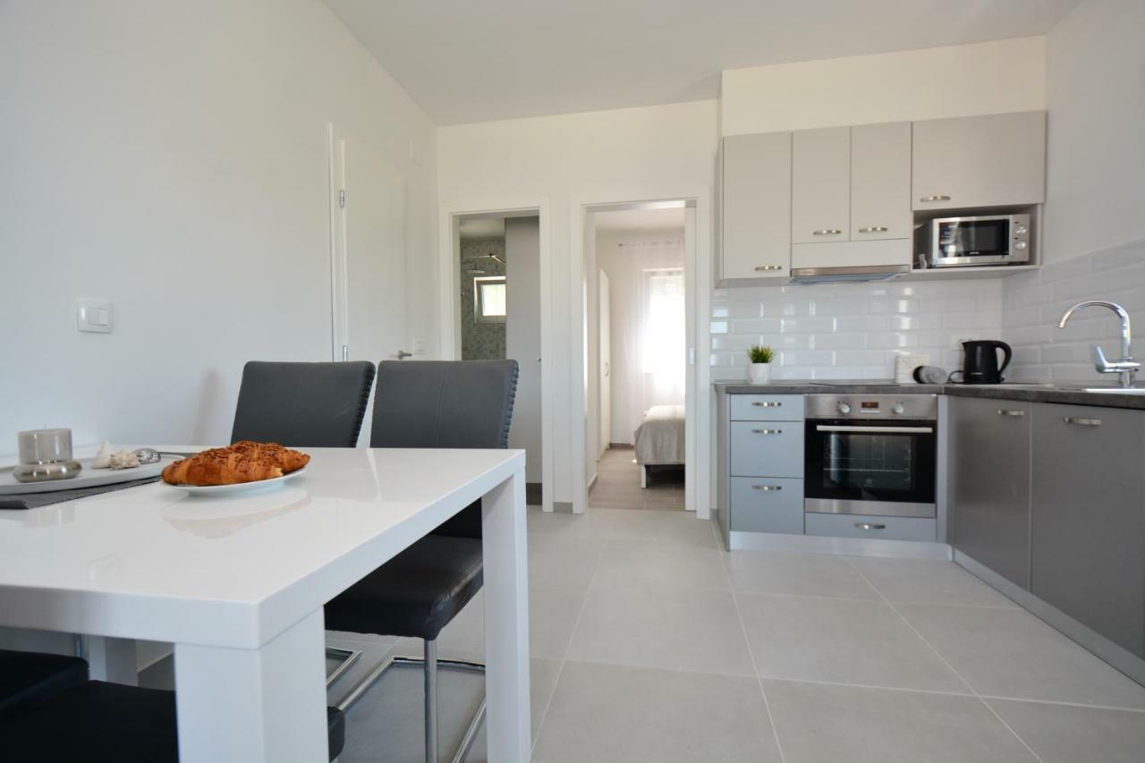 Apartments Piazza نين المظهر الخارجي الصورة