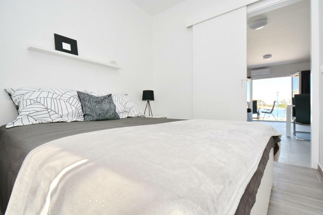 Apartments Piazza نين المظهر الخارجي الصورة