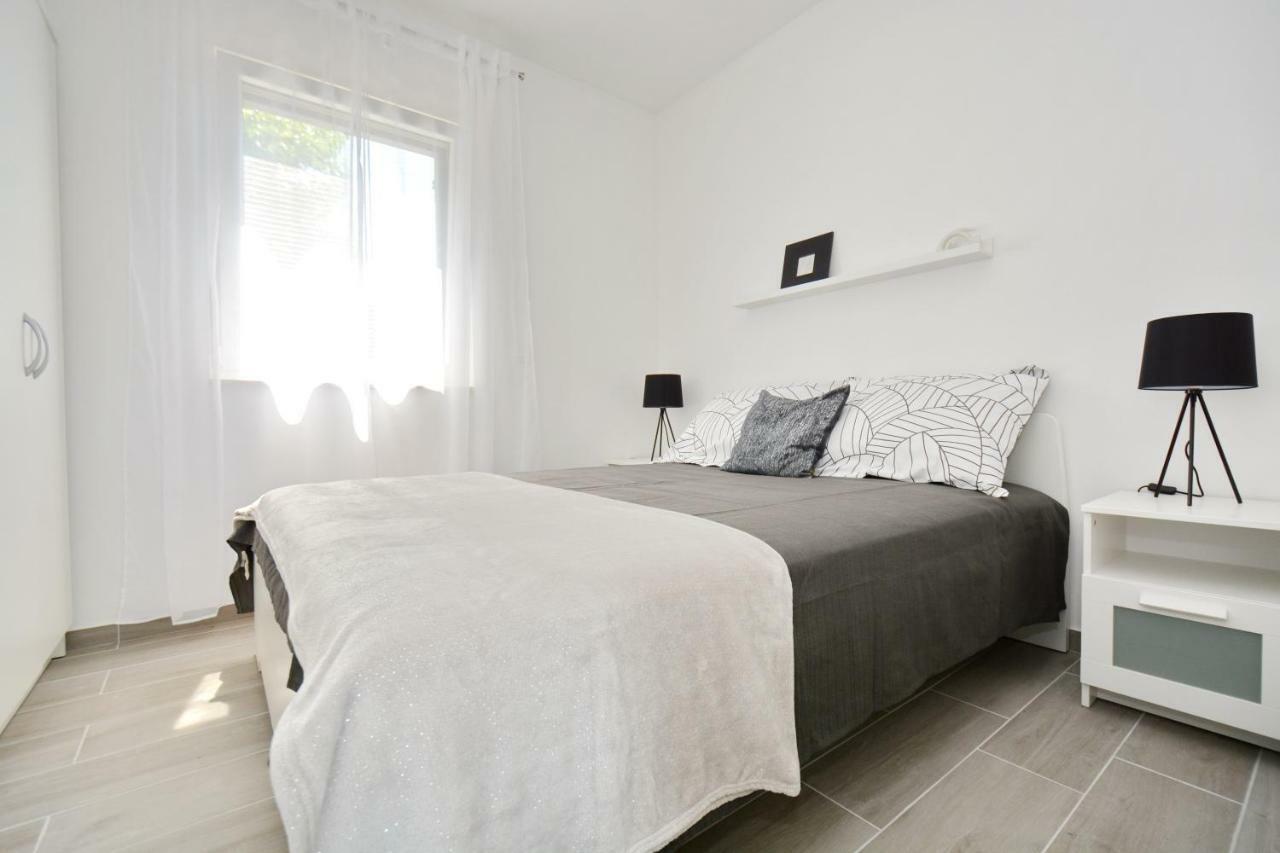Apartments Piazza نين المظهر الخارجي الصورة