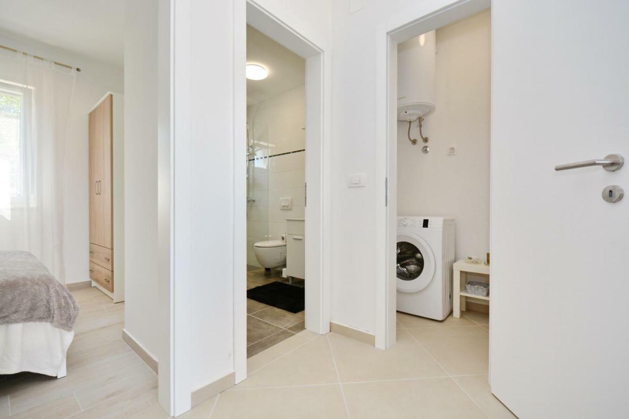 Apartments Piazza نين المظهر الخارجي الصورة